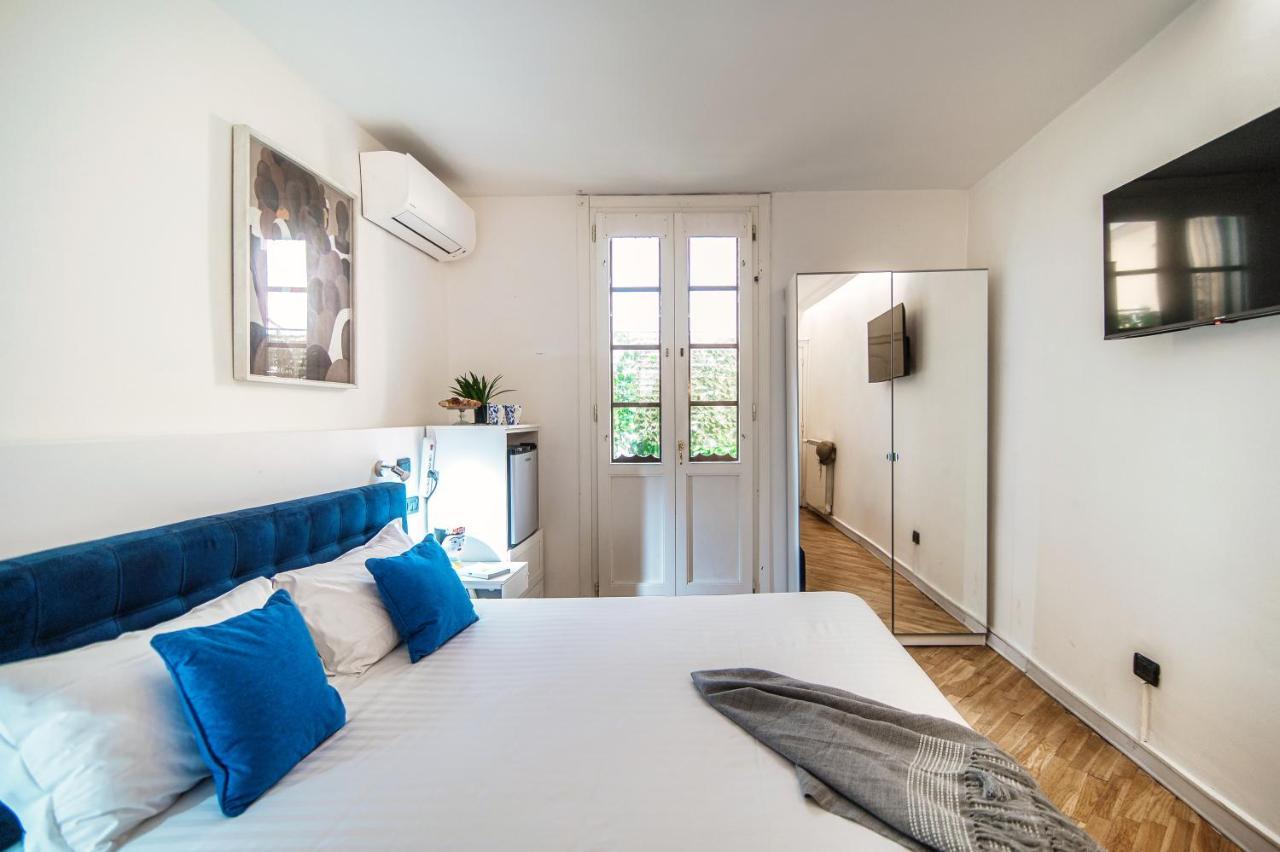 Joivy Al Duomo Guest House 코모 외부 사진