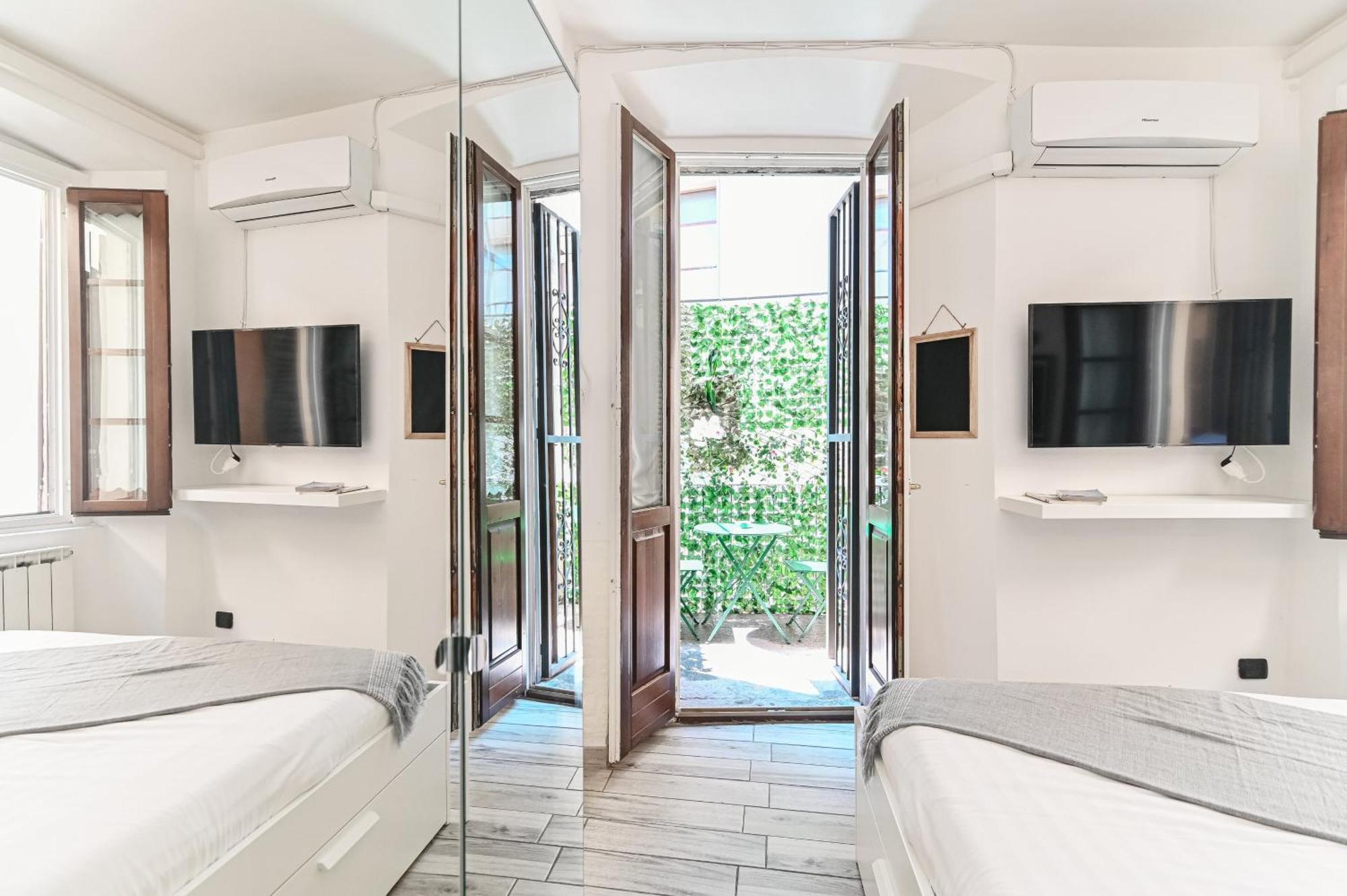 Joivy Al Duomo Guest House 코모 외부 사진