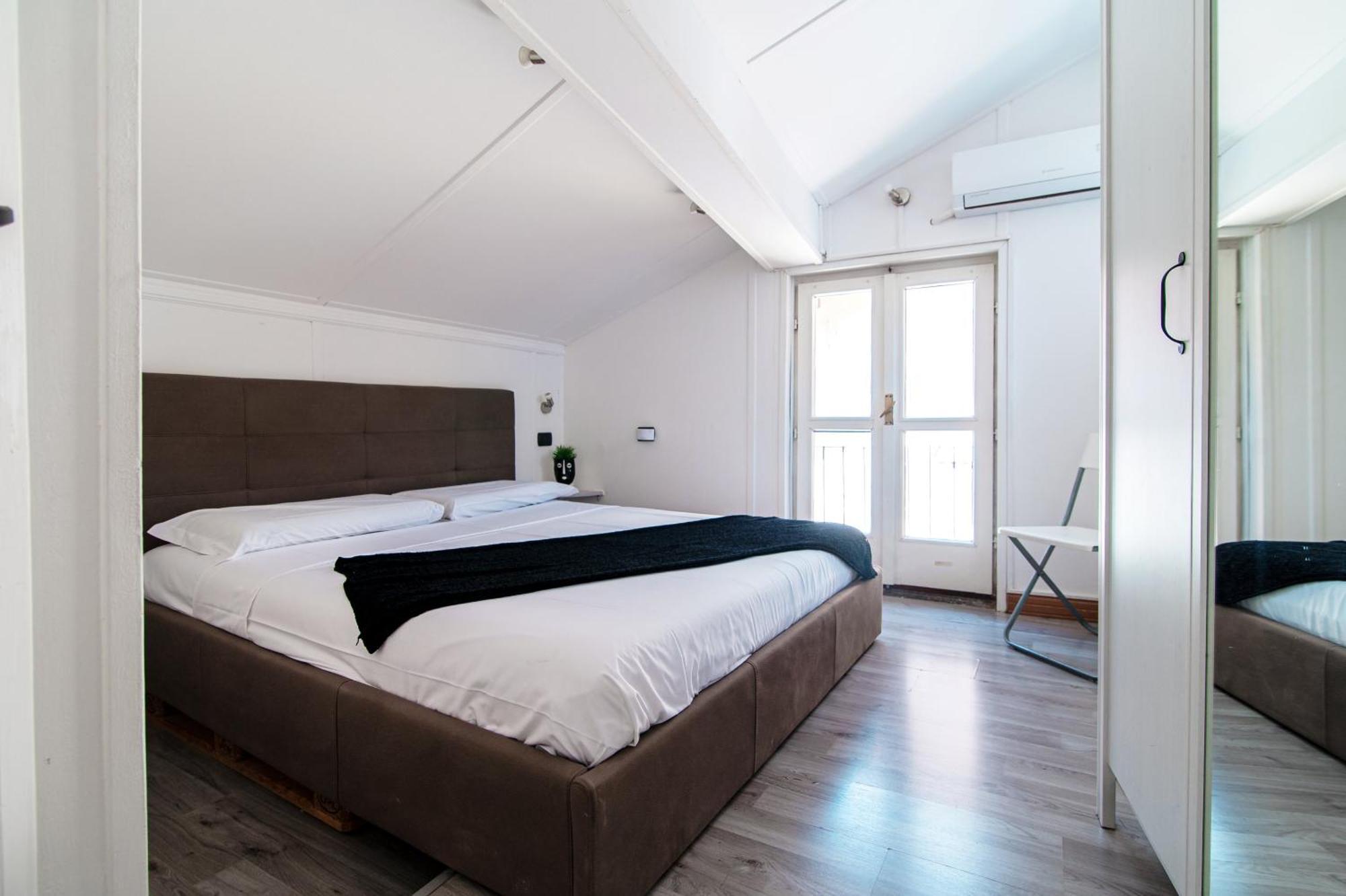 Joivy Al Duomo Guest House 코모 외부 사진